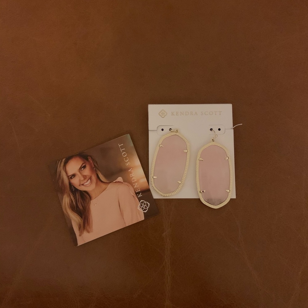 Kendra Scott Danielle Rose Quartz Earrings